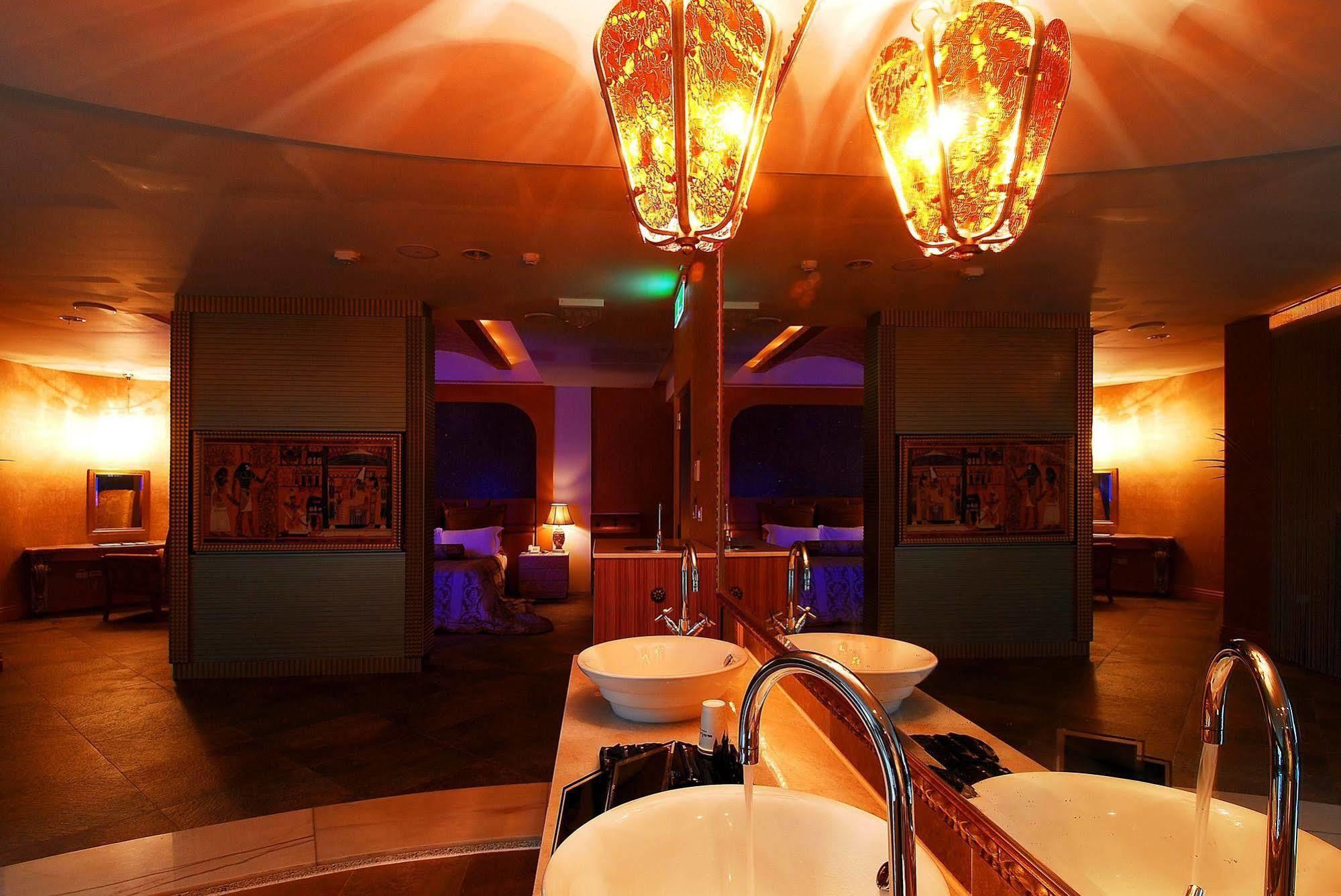 All-Ur Boutique Motel -Chia Yi Branch Цзяи Экстерьер фото